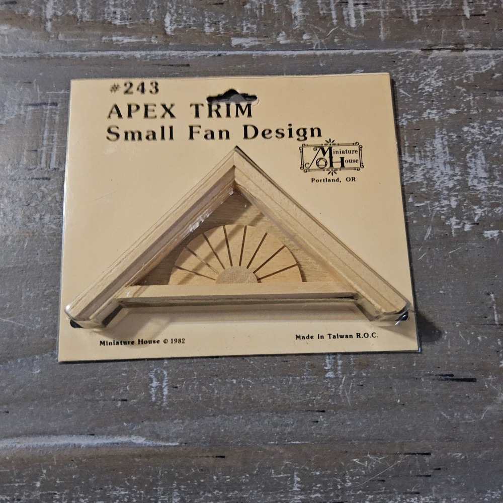 VTG Miniature House Apex Trim Small Fan Design Wood Architectural 243 Dollhouse